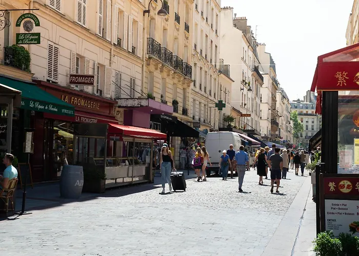 The Charming Rue Cler