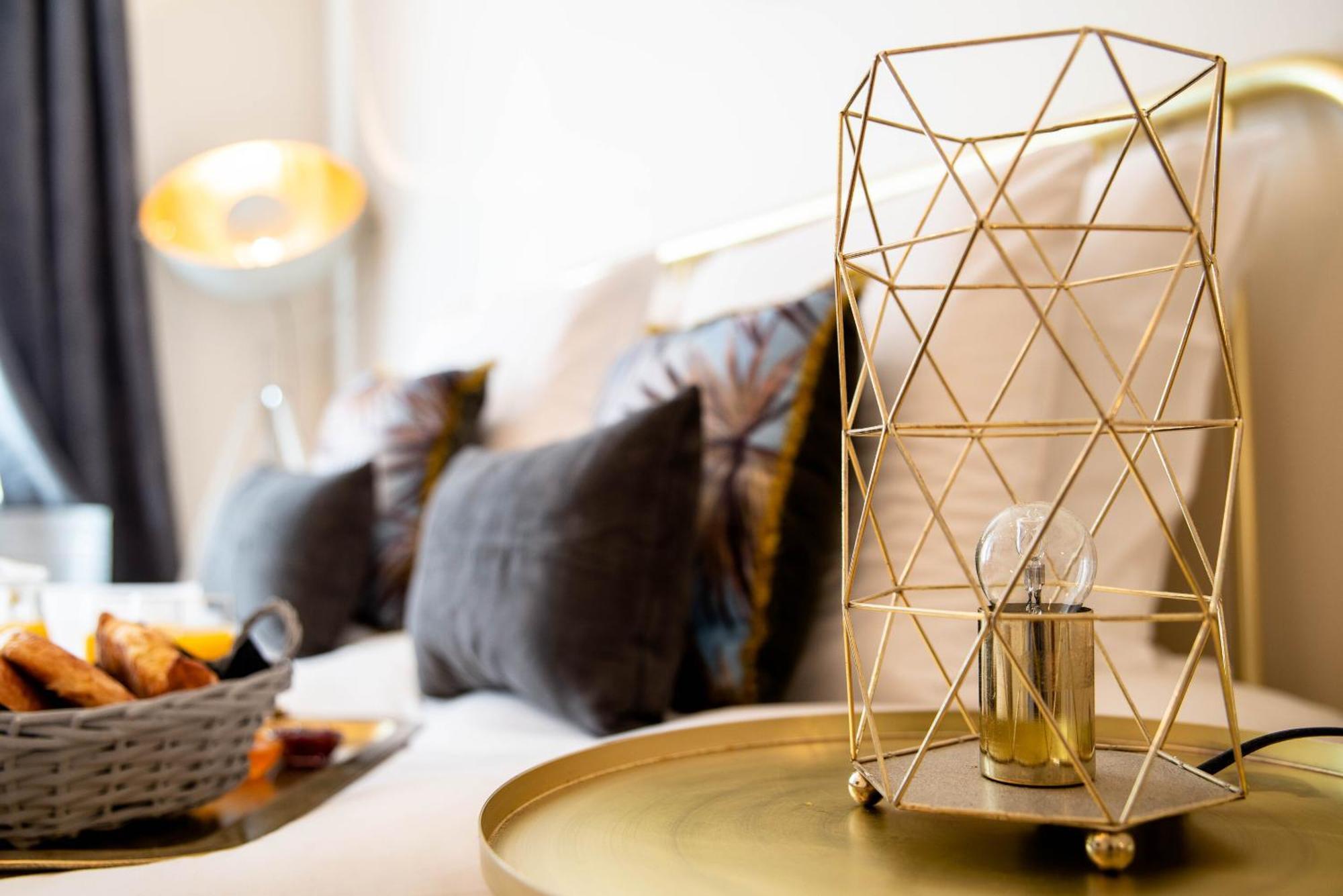 The Charming Rue Cler Apartamento