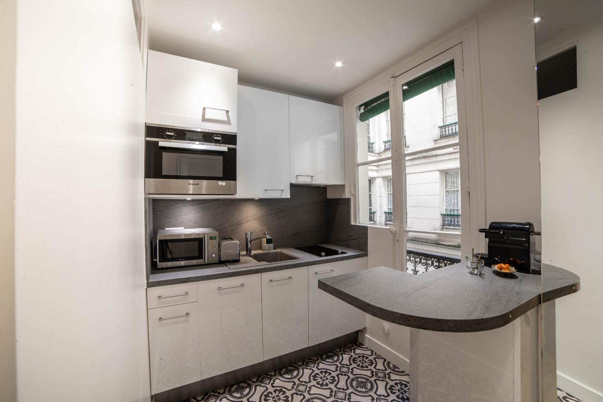 The Charming Rue Cler Apartamento *